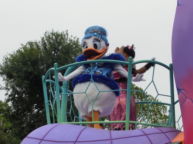 �f�C�W�[�i�E�F���J���E�g�D�E�X�v�[�L�[�r���j