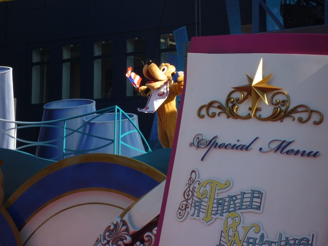 �v���[�g�i�e�[�u���E�C�Y�E�E�F�C�e�B���O�j