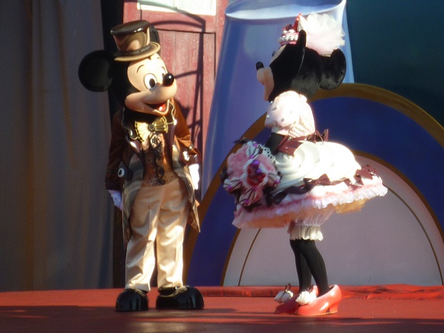 �~�b�L�[���~�j�[�i�e�[�u���E�C�Y�E�E�F�C�e�B���O�j