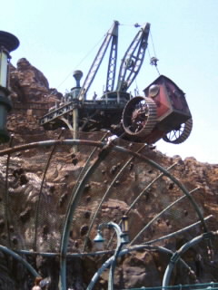 �z�R�̎ԁi�f�B�Y�j�[�E�V�[�j