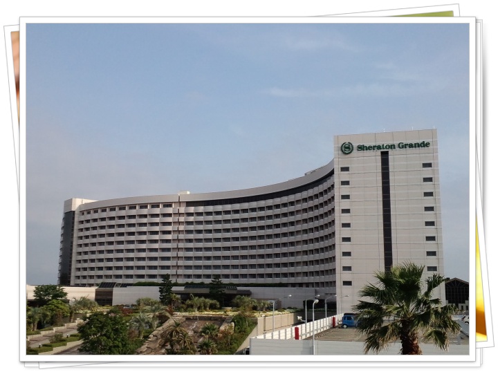 �V�F���g���O�����f�E�����x�C