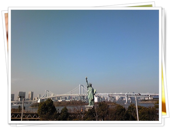 ���C���{�[�u���b�W�Ǝ��R�̏��_